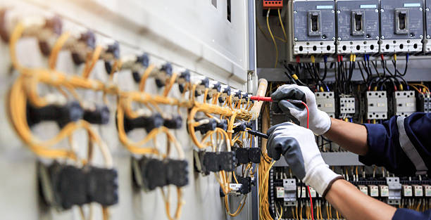 Professional Electrician technician working in Cottage Grove, MN